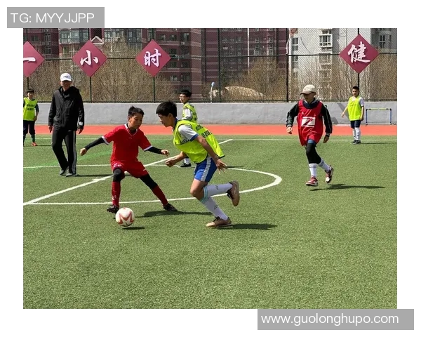 足球躁动的时代：探索足球文化与激情交融的魅力之旅